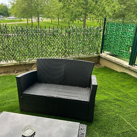 Appartement 5Min Gare Rer Disneyland Paris Val D'Europe La Vallee Village Parking Inclus Монтеврен Экстерьер фото